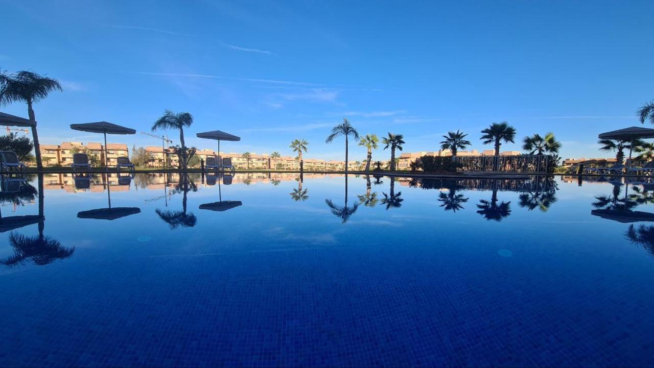 Mini-Villa Situee Dans Une Residence Prestigia A Marrakech, Avec Une Vue Sur La Piscine Et Le Golf Une Securite 24H Sur 24 Et Une Proximite Ideale De L Aeroport 5 Minutes C Est Une Offre Parfaite Pour Des Vacances Marakéš Exteriér fotografie