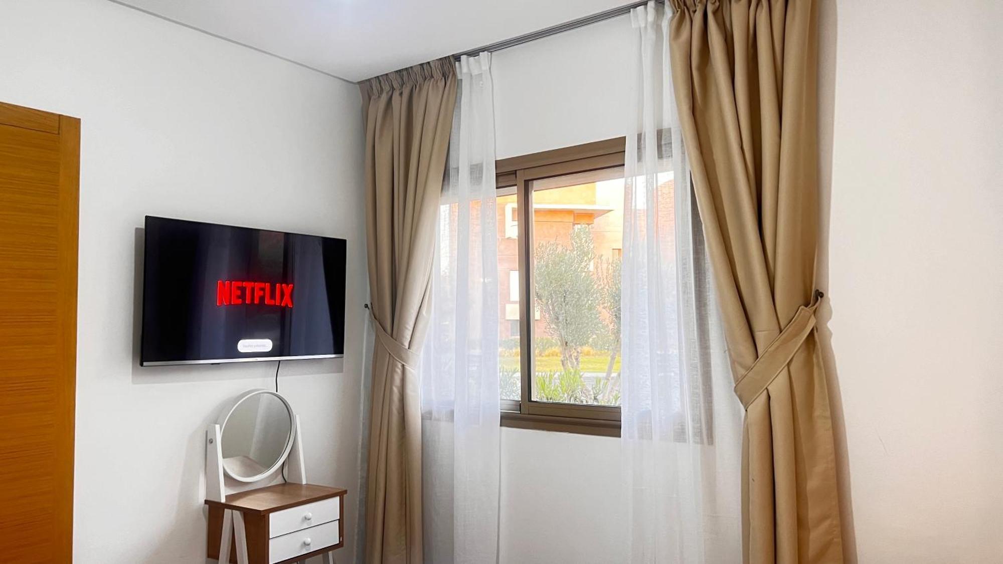 Mini-Villa Situee Dans Une Residence Prestigia A Marrakech, Avec Une Vue Sur La Piscine Et Le Golf Une Securite 24H Sur 24 Et Une Proximite Ideale De L Aeroport 5 Minutes C Est Une Offre Parfaite Pour Des Vacances Marakéš Exteriér fotografie